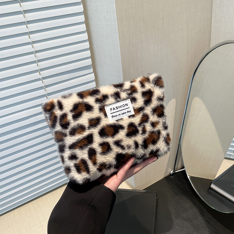 Leopar desenli peluş makyaj ça - Beauty Makeup Women incelemesi ve fiyatı